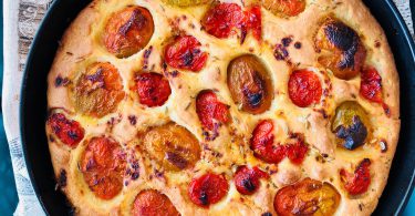 foccacia cu rosii cherry