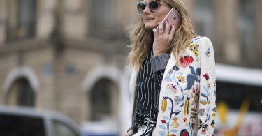 costum cu sacou si pantaloni