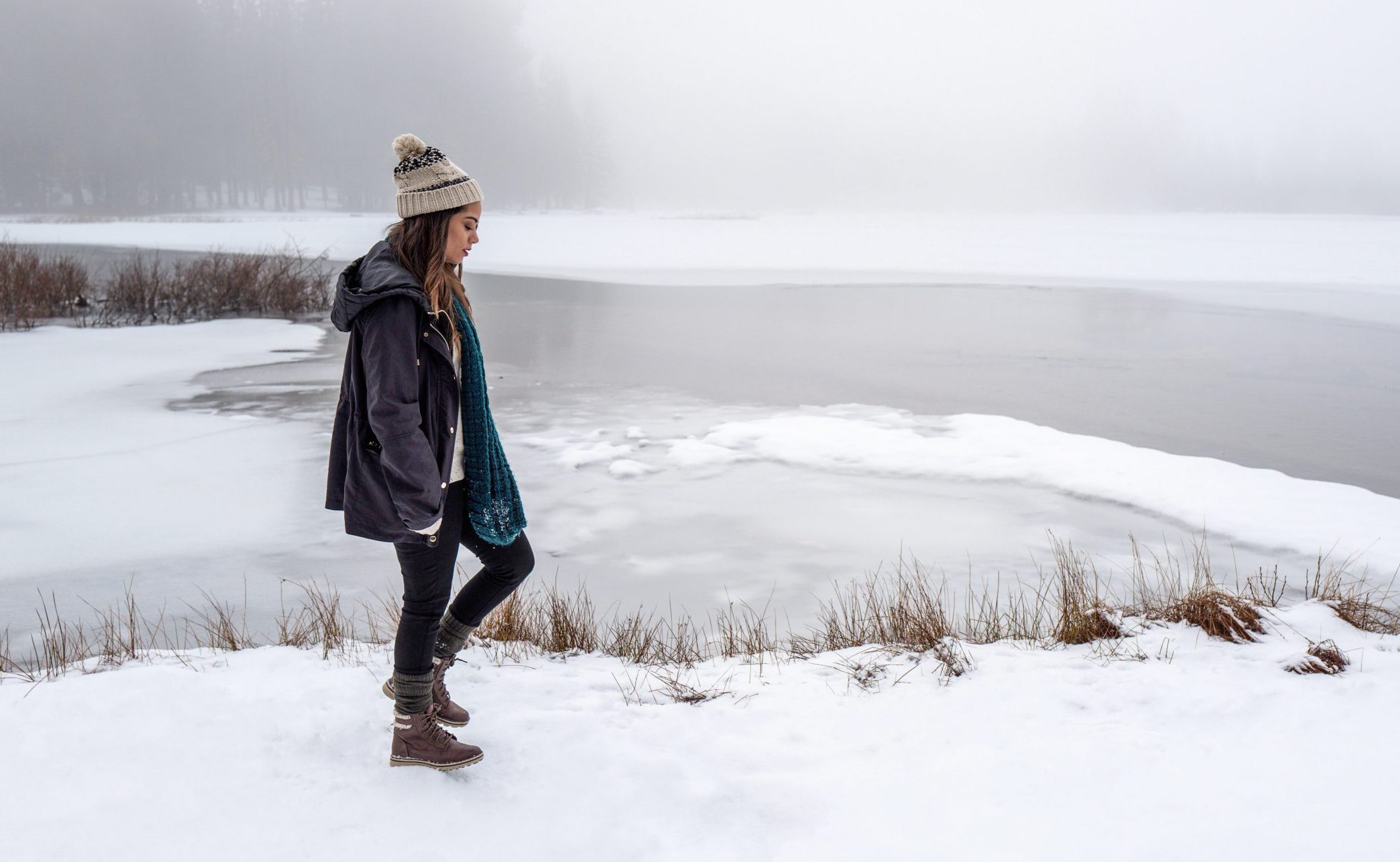A week in the cold. Снегопад летом. Холод найт. A week in the cold. Winter boots.