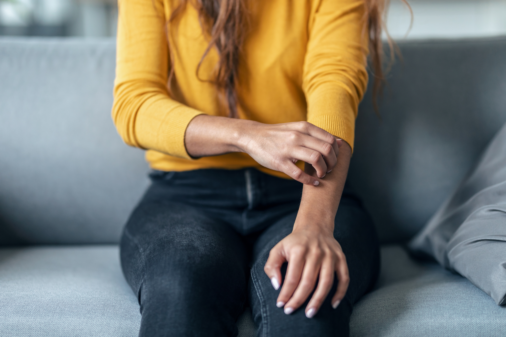 医師はこう説明します：甲状腺の病気は皮膚に現れることがあります。 注意すべきこと