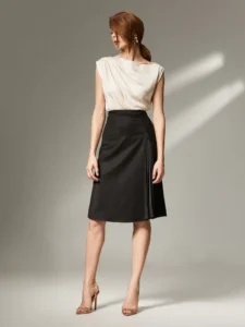 Fusta Melanie cu insertie de clin plisat 580,00 lei