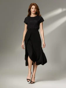 Fusta Emilie cu decupaje neagra 580,00 lei